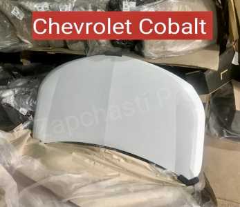 Капот на Chevrolet Cobalt белый