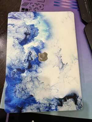 Продается MacBook Air 13 m1 256 mg