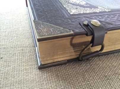 Подарочная книга