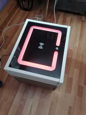 Тумбочка прикроватная с подсветкой и без проводной зарядкой