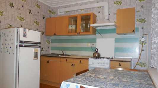 1-к квартира, 40 м2, 5/5 эт.Удобное расположение. Отдельный санузел. Большая кух