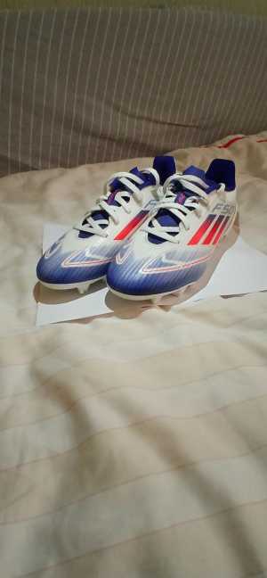 Бутсы адидас оригинал