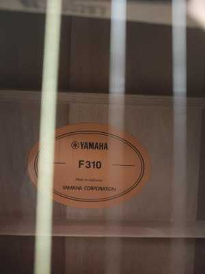 Акустическая гитара Yamaha f310