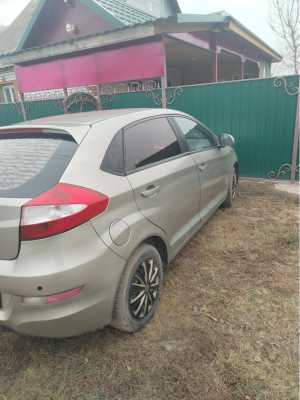 Chery Very, 2012