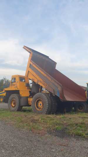 Карьерный самосвал БЕЛАЗ - 7555Е