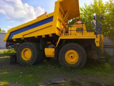 Карьерный самосвал БЕЛАЗ - 7555Е