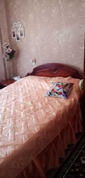 Продам спальный гарнитур.