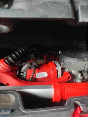 Шлифовальная машинка