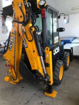 ������ ����������-��������� JCB 1CX