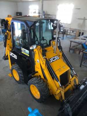 ������ ����������-��������� JCB 1CX
