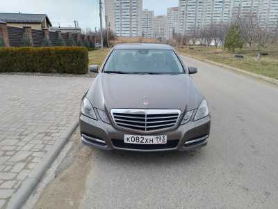 Mercedes E-����� 3.0, 2010