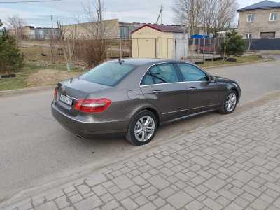 Mercedes E-����� 3.0, 2010