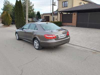 Mercedes E-����� 3.0, 2010