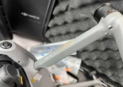 K���������e� DJI M�vi� 3� �herm�l / DJI RC �RO