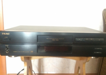 Продам CD плеер Teac CD-P4100