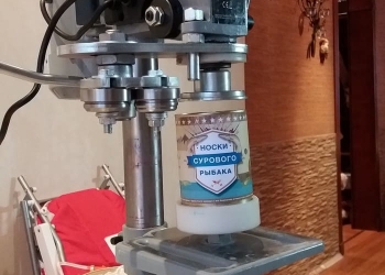 Машинка для закатки консервных банок