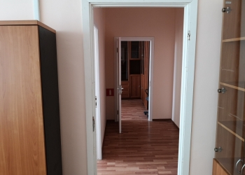 Офис 109,4 м2, разделенный на 4 кабинета