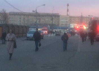 Торговые палатки, домики