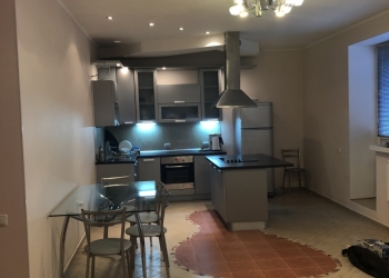 4-к квартира, 150 м2, 4/5 эт.