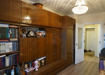 2-к квартира, 40 м2, 4/5 эт.