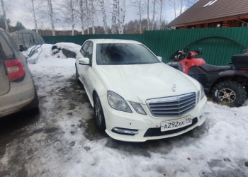 Mercedes E-класс, 2011