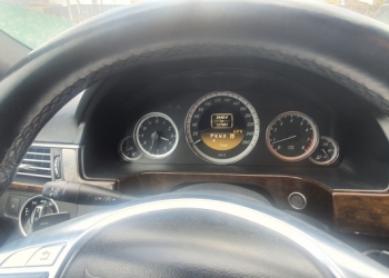 Mercedes E-класс, 2011