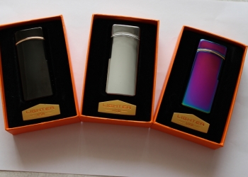 ЭЛЕКТРОИМПУЛЬСНАЯ USB ЗАЖИГАЛКА СТИЛЬНЫЙ ДЕВАЙС УСПЕШНОГО ЧЕЛОВЕКА + ПОДАКРОК