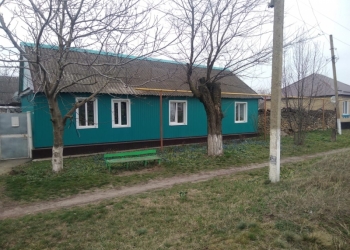 Продам в селе Северное-дом 90 м2, земельный участок 400 км.