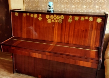 Отдам фортепиано механическое