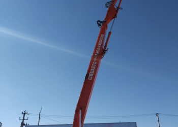 Продаю стрелу-разрушитель на экскаватор hitachi длиной 22 метра
