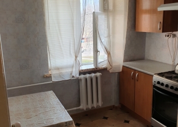 1-к квартира, 30 м2, 3/5 эт.