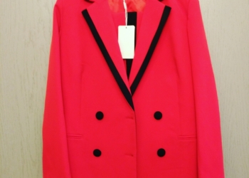 Продам костюм