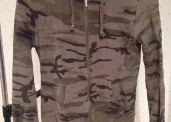 Кофта с капюшоном