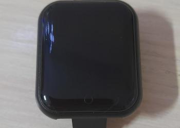 Умные смарт часы.