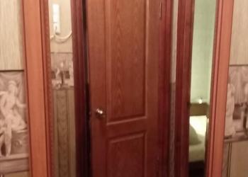 Настенное зеркало