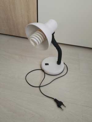 Лампа настольная