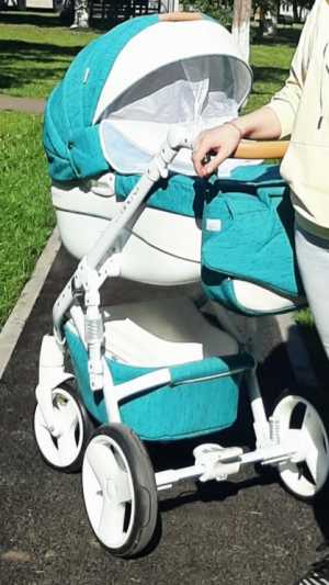 Продам коляску 2 в1