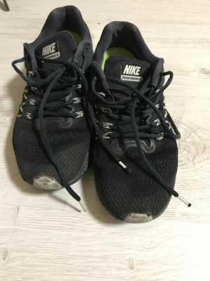 Кроссовки Nike