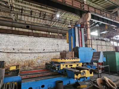 Продам токорно-расточной станок с чпу 2а637ф2