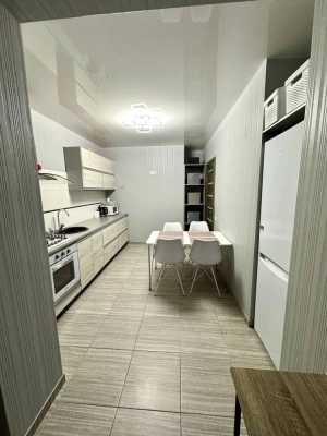 1-к квартира, 60 м2, 6/17 эт.