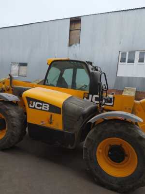 Телескопический погрузчик JCB 531-70