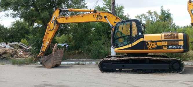 Продам 2 экскаватора гусеничного JCB220