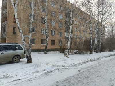 Комната в 4-к 12 м2, 4/5 эт.