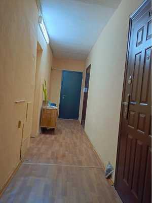 Комната в 4-к 12 м2, 4/5 эт.