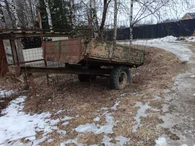 Одноосный прицеп, рабочий