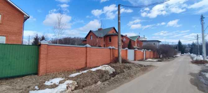 Дом 425 кв с участком 15 соток в 25 км от МКАД