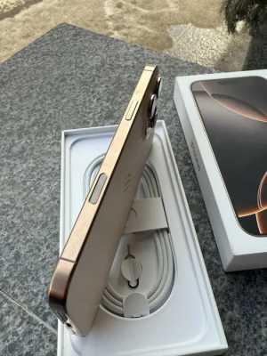 Iphone 16 pro max 1 TB desert titanium