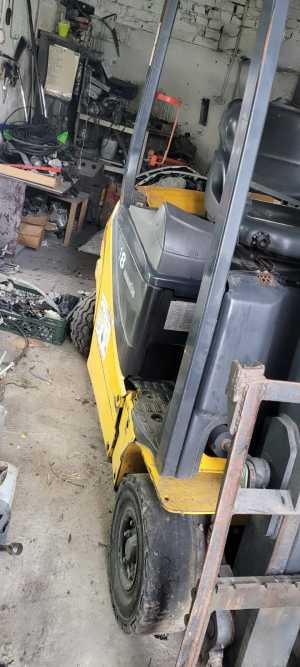 ������ ��������� ����������� Komatsu FB18-12