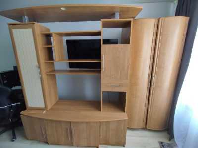 Стенка и шкаф-пенал