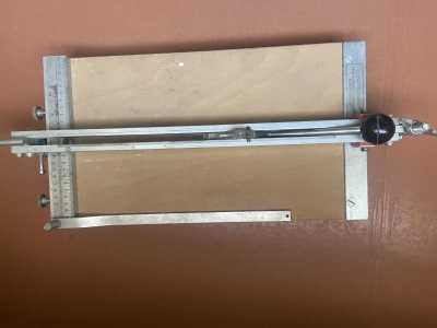 Продам ручной плиткорез